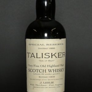Talisker Isle of Skye Very Fine Old J. Leslie  (Talisker)